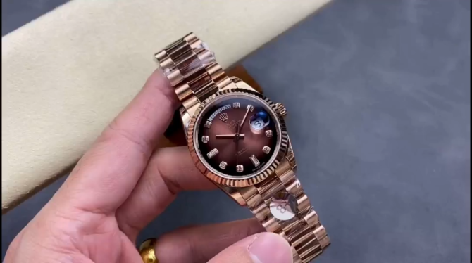 Replica Rolex Day-Date 128239 Blue Ombre Diamond Dial 36MM Unisex Watch