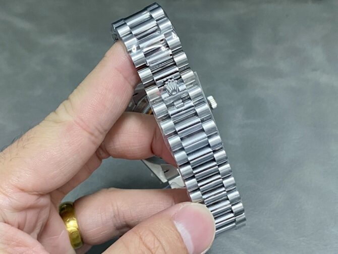 Replica Rolex Day-Date 228396TBR Ice Blue Diamond Dial Diamond Bezel 40mm Mens Watch