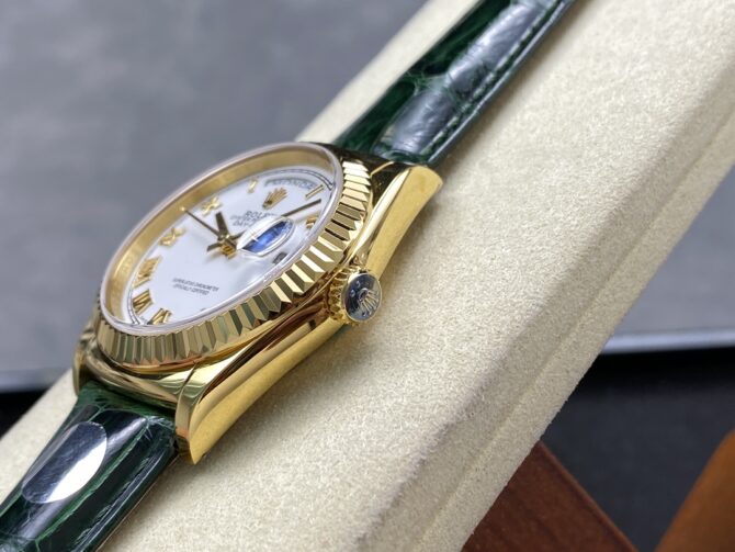 Replica Rolex Day Date 36 White Dial Solid 18k Yellow Gold 118138 Roman