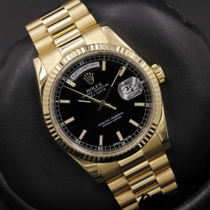 Replica Rolex Day-Date 118235 MOP Black Dial 36mm Unisex Watch