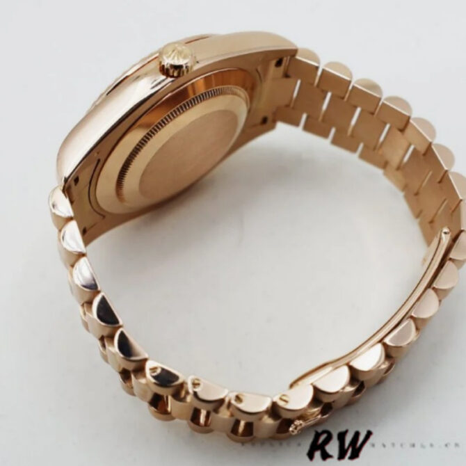 Replica Rolex Day-Date 218235 Concentric Circle Champagne Dial Rose Gold 41MM Mens Watch