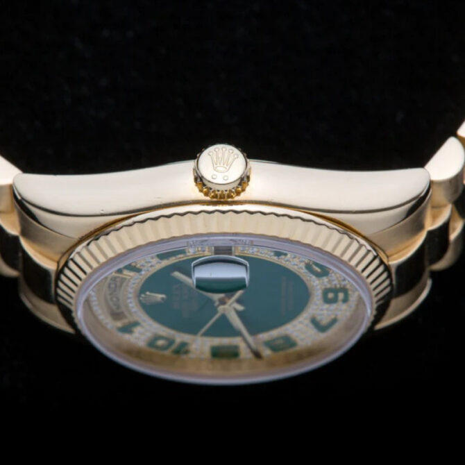 Replica Rolex Day-Date 118238 Green Diamond Pave Dial 36mm Unisex Watch