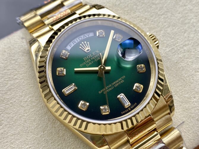 Replica Rolex Day-Date 128238 Fluted Bezel Green Diamond Dial 36MM Unisex Watch