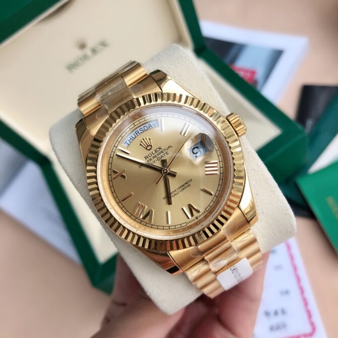 Replica Rolex Day-Date 118235 MOP Black Dial 36mm Unisex Watch