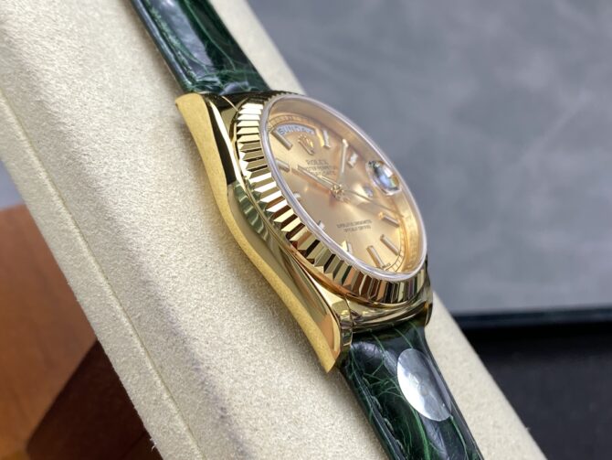 Replica Rolex Day Date 36 Yellow Gold Champagne Dial 118138 0125 Green Strap