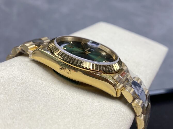 Replica Rolex Day Date 36mm Fluted Bezel Green Ombre Dial President Bracelet m128238 0118