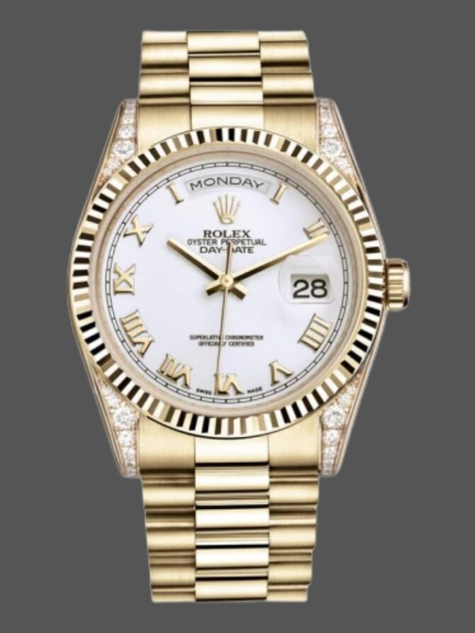 Replica Rolex Day-Date 118338 Yellow gold Silver dial 36mm Unisex Watch