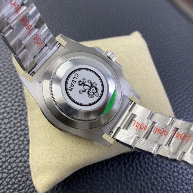 Rolex Submariner Date 116610LV Stainless Steel Oyster 40MM Green Dial Mens Replica Watch