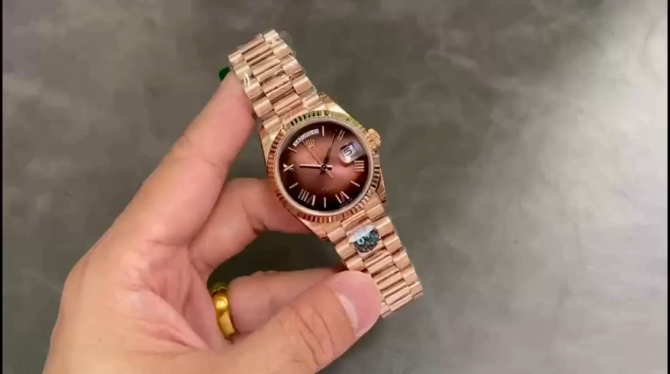 Replica Rolex Day Date 128235 0075 Brown Ombr Roman Dial 36mm