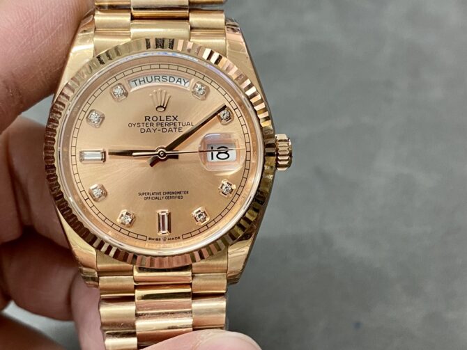 Replica Rolex Day-Date m128235 0009 Everose Gold Pink Rose Dial 36MM Unisex Watch