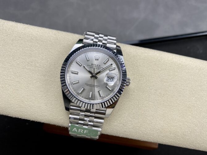 Rolex Datejust 41mm Stainless Steel 126334 0004 Silver Index Jubilee Mens Watch