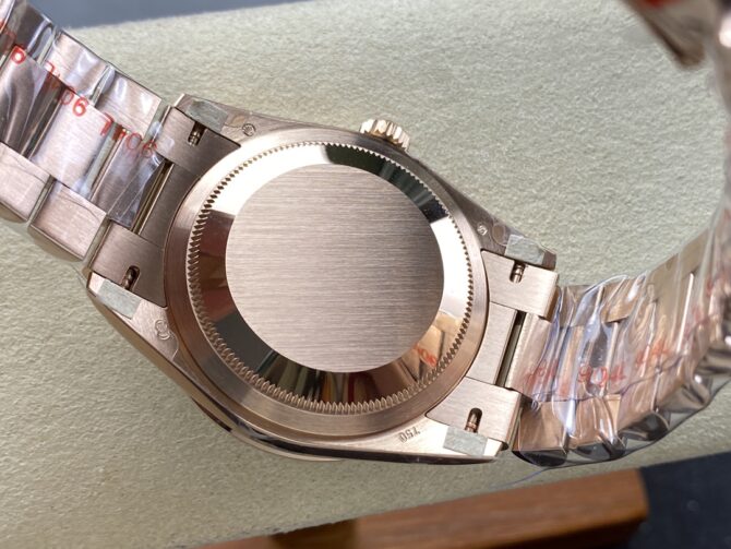 Replica Rolex Day-Date 118235 Rose Gold Chocolate Brown Dial 36mm Unisex Watch