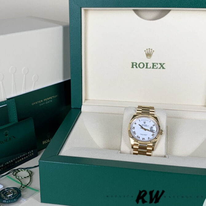 Replica Rolex Day-Date 128239 Blue Ombre Diamond Dial 36MM Unisex Watch