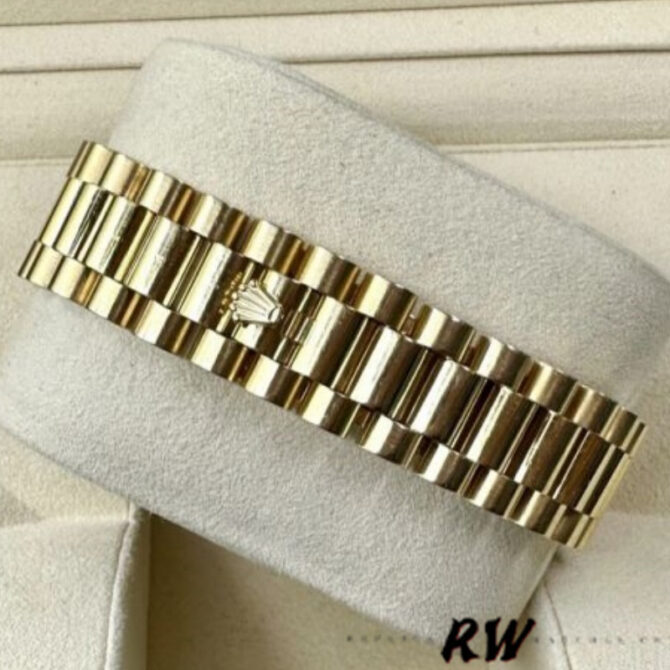 Replica Rolex Day-Date 118388 Mother of Pearl Jubilee Diamond Dial 36mm Unisex Watch