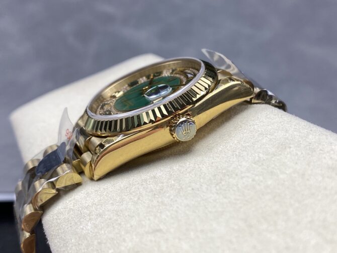 Replica Rolex Day-Date 118238 MOP White Dial 36mm Unisex Watch