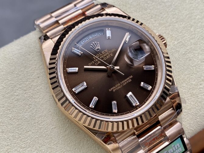Replica Rolex Day Date 40 18kt Everose Gold Replica Rolex President Chocolate Dial m228235 0003