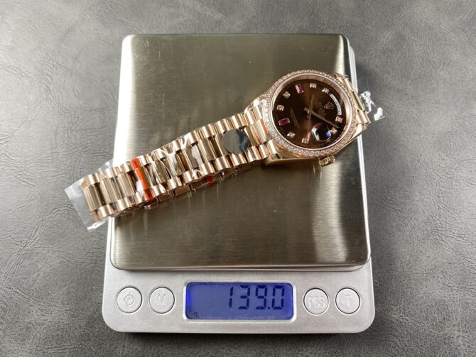 Replica Rolex Day-Date 118235 Rose Gold Chocolate Brown Dial 36mm Unisex Watch