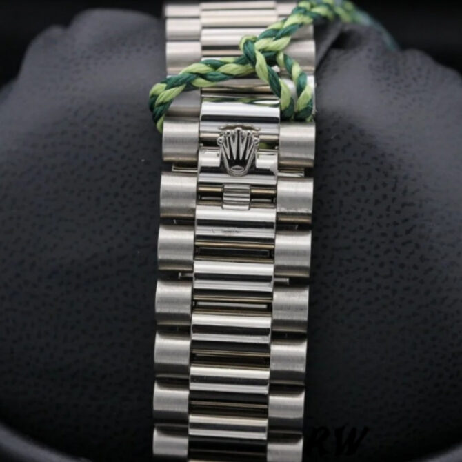 Replica Rolex Day-Date 228239 Diamond Paved Dial Fluted Bezel 40mm Mens Watch