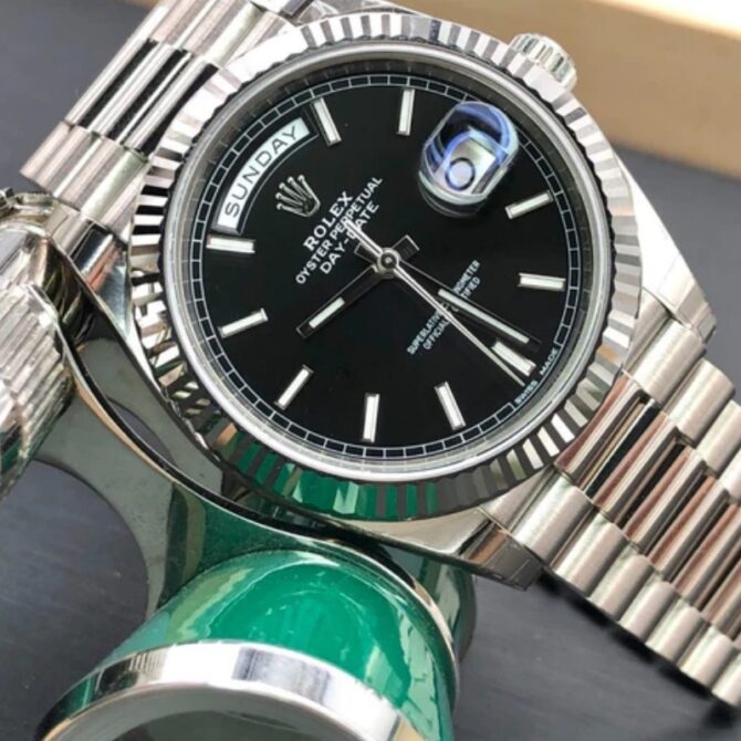 Replica Rolex Day-Date 228239 Black Index Dial Fluted Bezel 40mm Mens Watch