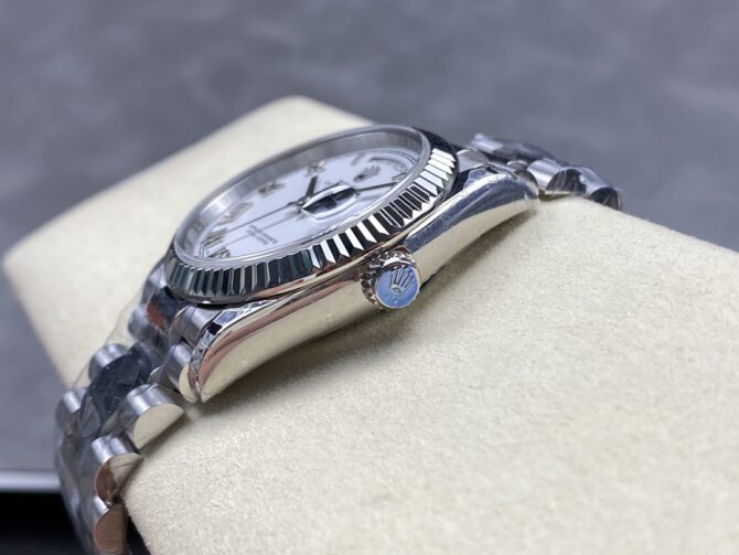 Replica Rolex Day Date 36 White Dial Platinum President Bracelet m128236 0017