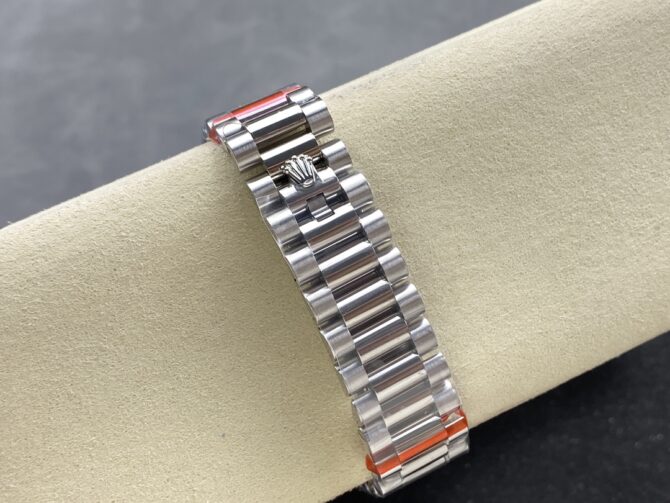 Replica Rolex Day-Date 128349RBR 0010 Blue Ombre Dial Diamond Bezel 36MM Unisex Watch