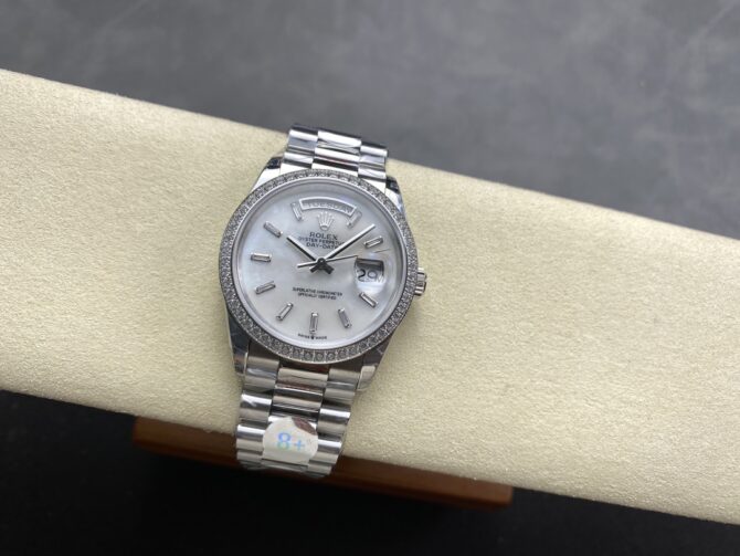 Replica Rolex Day Date 36 MOP Dial Diamond Bezel Platinum m128396tbr 0022