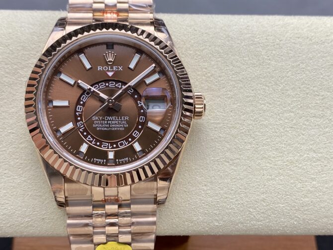 Rolex Sky Dweller 42 Everose Gold Chocolate Dial m336935 0006