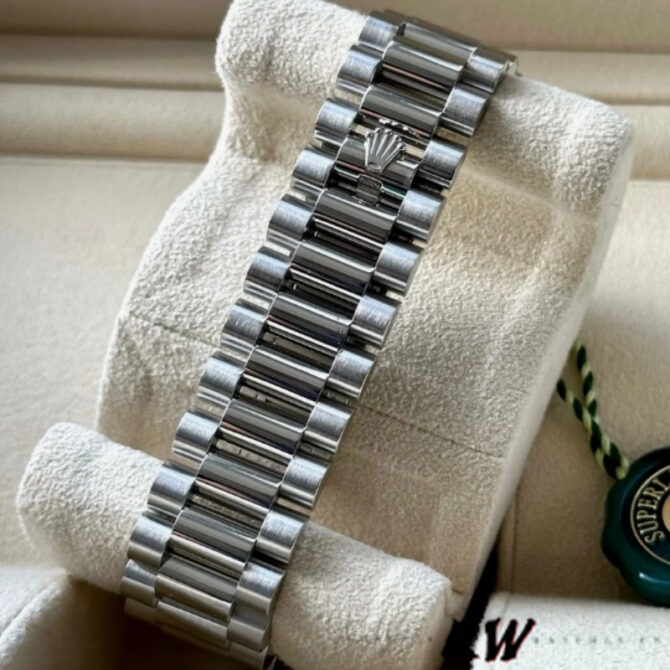 Replica Rolex Day-Date 218206 Ice Blue Roman Numeral Dial Platinum 41MM Mens Watch
