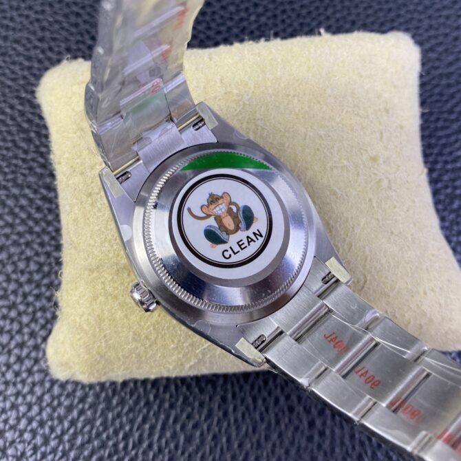 Rolex Oyster Perpetual 41 Silver Dial Steel M124300 0001 Men's Watch