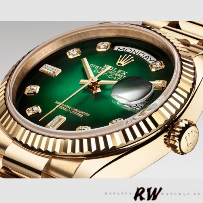 Replica Rolex Day-Date 128238 Fluted Bezel Green Diamond Dial 36MM Unisex Watch