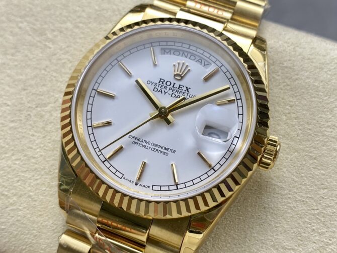 Replica Rolex Day-Date 128239 Blue Ombre Diamond Dial 36MM Unisex Watch