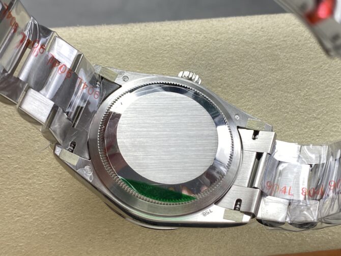 Replica Rolex Day-Date 118239 Rhodium Roman Dial 36mm Unisex Watch