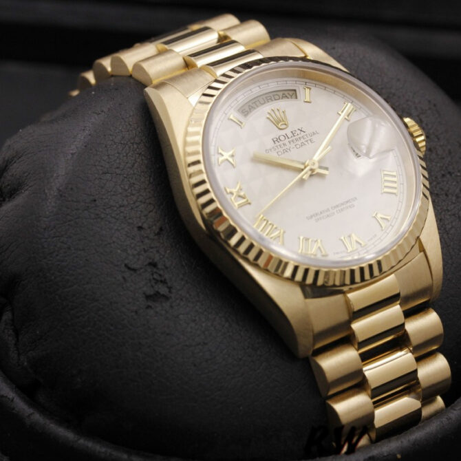 Replica Rolex Day-Date 118238 Ivory Dial Fluted Bezel 36mm Unisex Watch