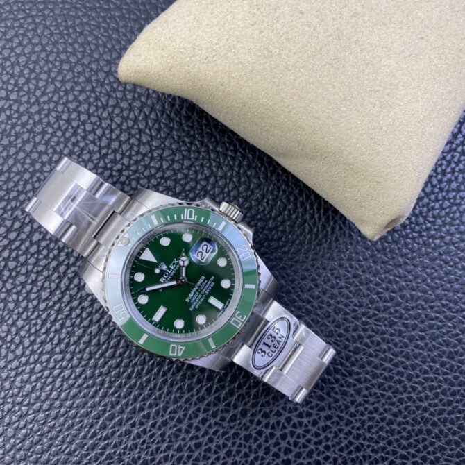 Rolex Submariner Date 116610LV Stainless Steel Oyster 40MM Green Dial Mens Replica Watch