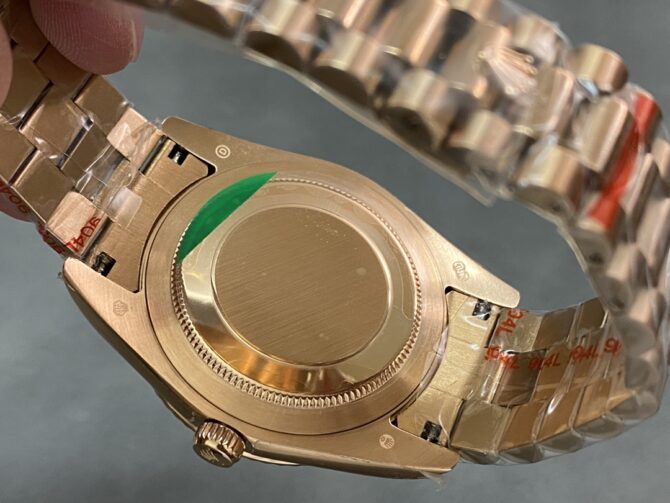 Replica Rolex Day-Date 218235 Diamonds and Rubies Black Dial Rose Gold 41MM Mens Watch