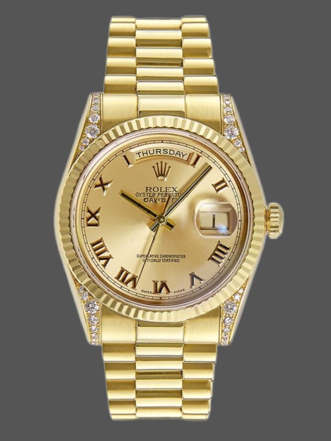 Replica Rolex Day-Date 118338 Yellow gold Silver dial 36mm Unisex Watch