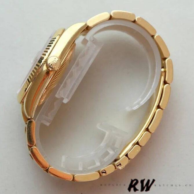 Replica Rolex Day-Date 118239 MOP Diamond Dial 36mm Unisex Watch