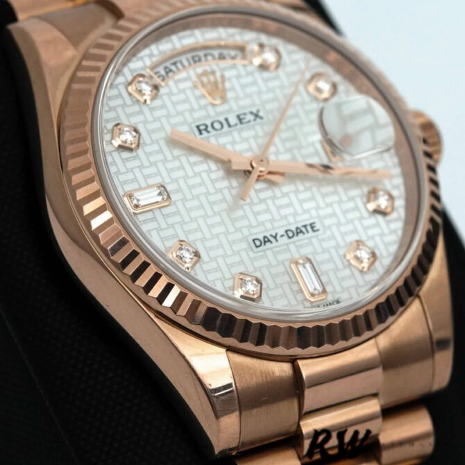 Replica Rolex Day-Date 118235 Rose Gold Chocolate Brown Dial 36mm Unisex Watch