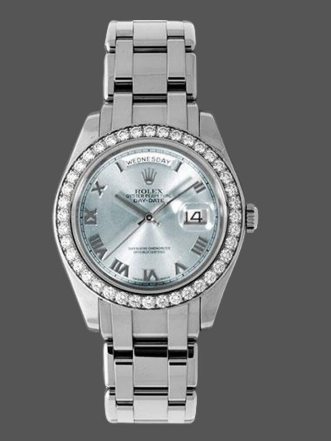 Replica Rolex Day-Date 18946 Ice Blue Roman Dial Special Edition 39MM Mens Watch