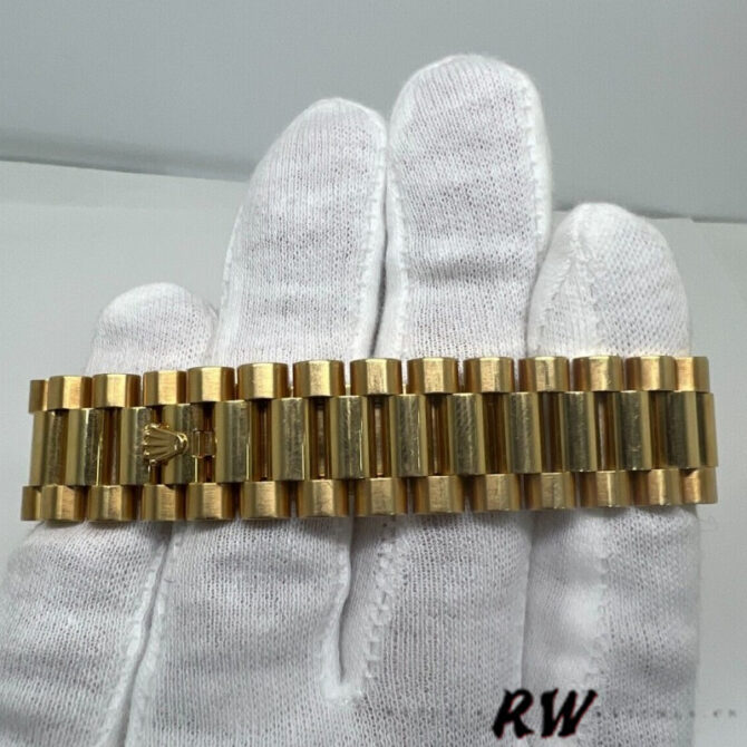 Replica Rolex Day-Date 218238 Champagne Index Dial Yellow Gold 41MM Mens Watch