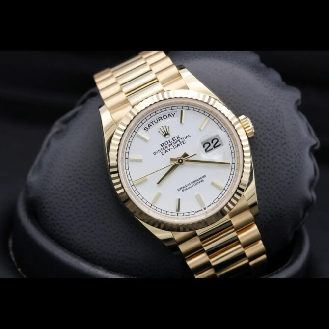 Replica Rolex Day-Date 36MM 128238 0081 Fluted Bezel White Index Dial Unisex Watch