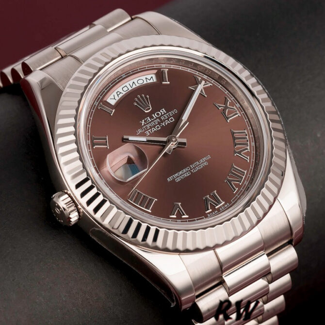 Replica Rolex Day-Date 228235 Sundust Index Dial Fluted Bezel 40mm Mens Watch