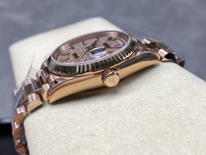 Replica Rolex Day Date 36 Diamond Paved Dial Fluted Bezel 18K Everose gold 128235 0039 President Watch
