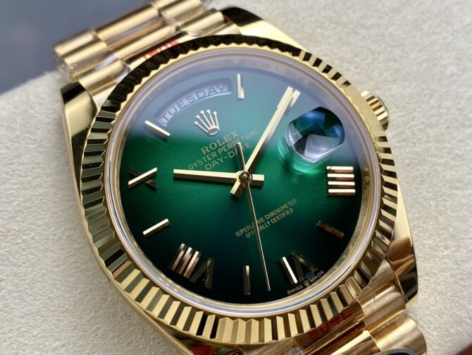 Replica Rolex Day Date 40 Yellow Gold Green Ombre Dial M228238 00691