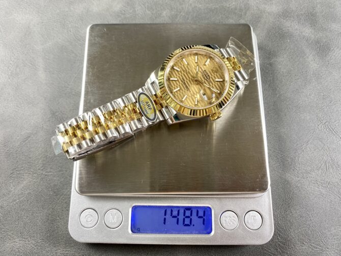 Rolex Datejust 126233 Champagne Motif dial Fluted Bezel 36MM Unisex Replica Watch