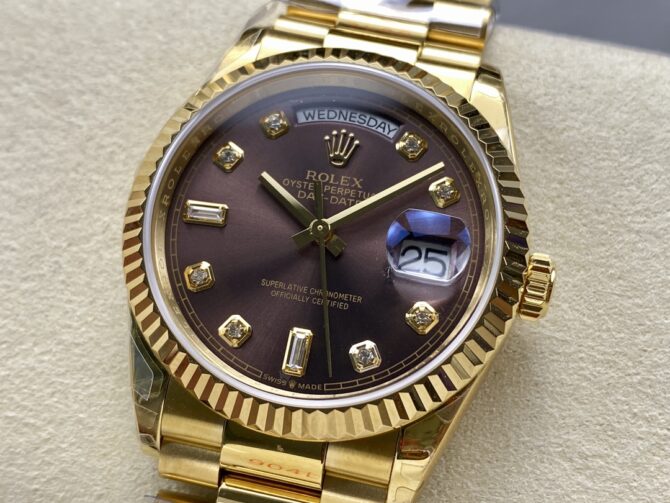 Replica Rolex Day-Date 128238 Fluted Bezel Green Diamond Dial 36MM Unisex Watch