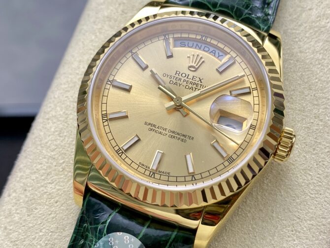 Replica Rolex Day Date 36 Yellow Gold Champagne Dial 118138 0125 Green Strap