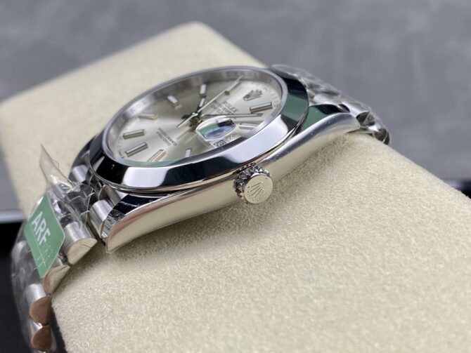 Rolex Datejust 41mm m126300 0004 Silver Stick DIal  Oystersteel Case Domed Bezel