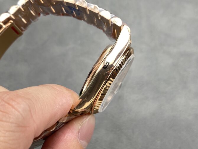 Replica Rolex Day Date 36mm Everose Gold 128235 0070 White Roman
