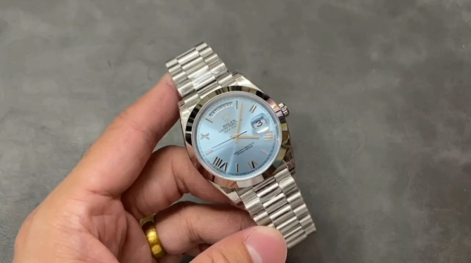 Replica Rolex Day-Date 228206 Ice Blue Quadrant Dial Platinum 40MM Mens Watch